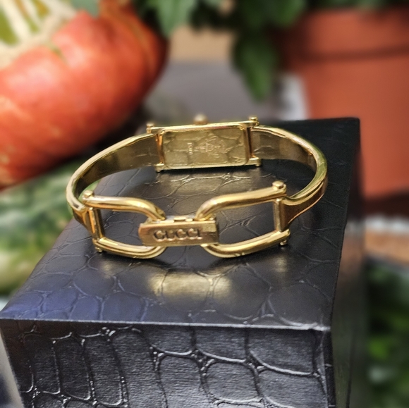 GUCCI WRIST WATCH HORSEBIT CLOSURE #000234 - Picture 2 of 5